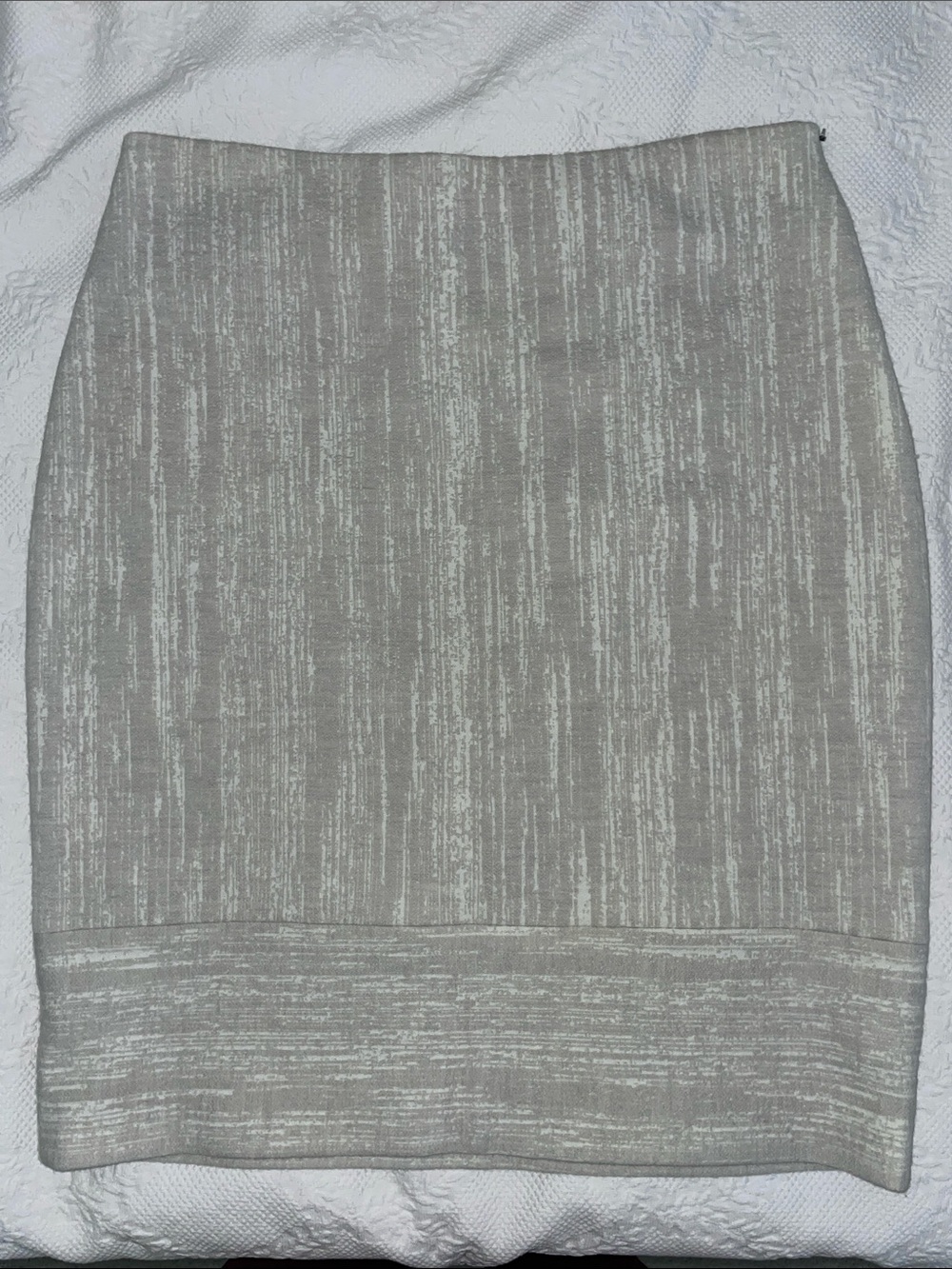 Hugo Boss Wool Blend Lined Pencil Skirt | Gray | Size 8; 32” waist office staple